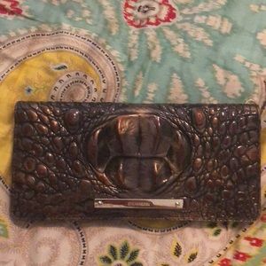 Brahmin Brown/gray wallet-NWOT